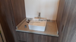 Mueble para baño Melamina + Cubierta de Granito Blanco Itaunas