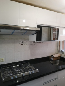 Cocina integral perfil aluminio Cubierta de granito